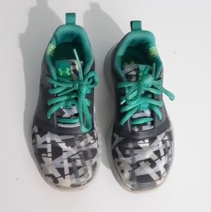 Under armour athletic tennis shoes size 12.